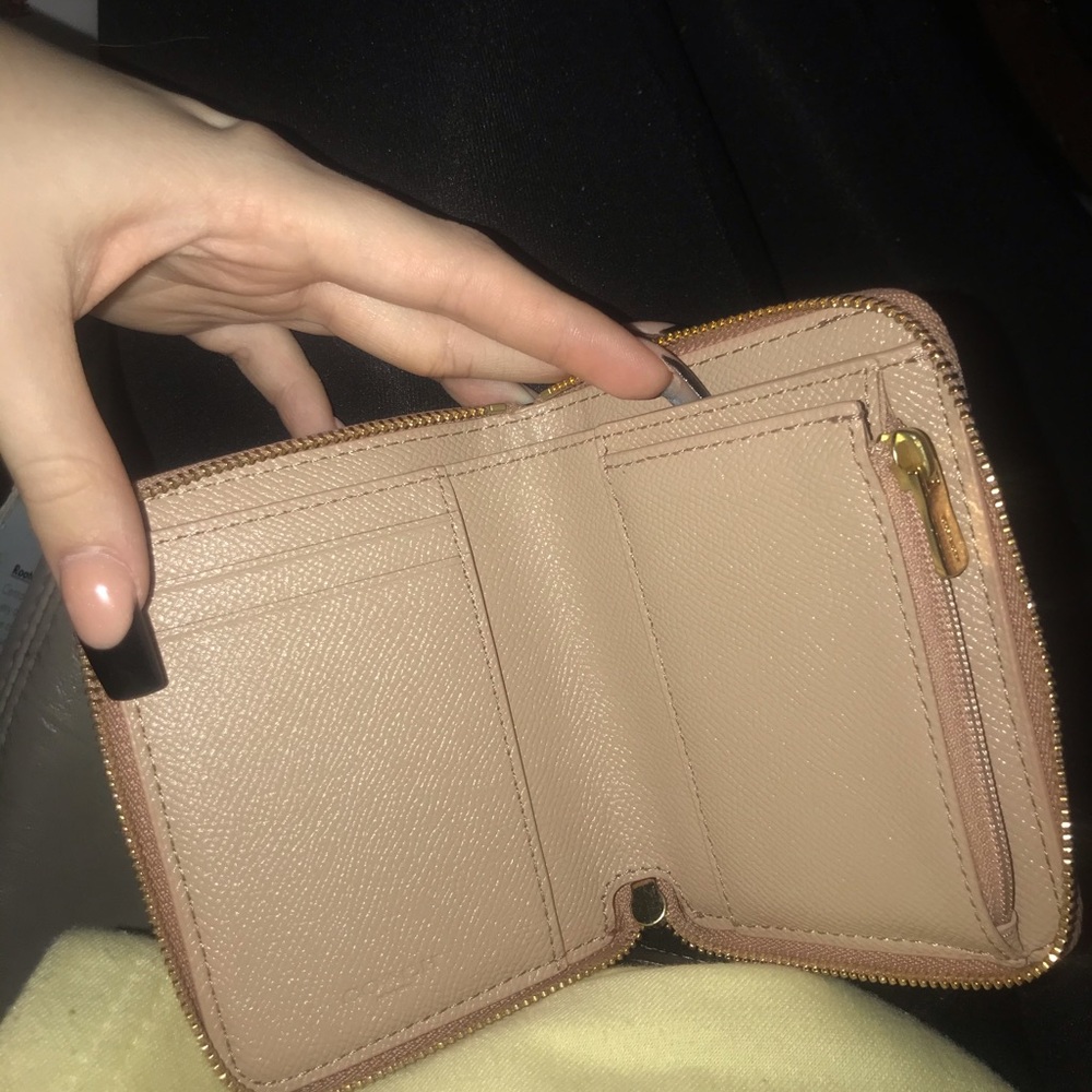Wallet - Picture 2 of 3